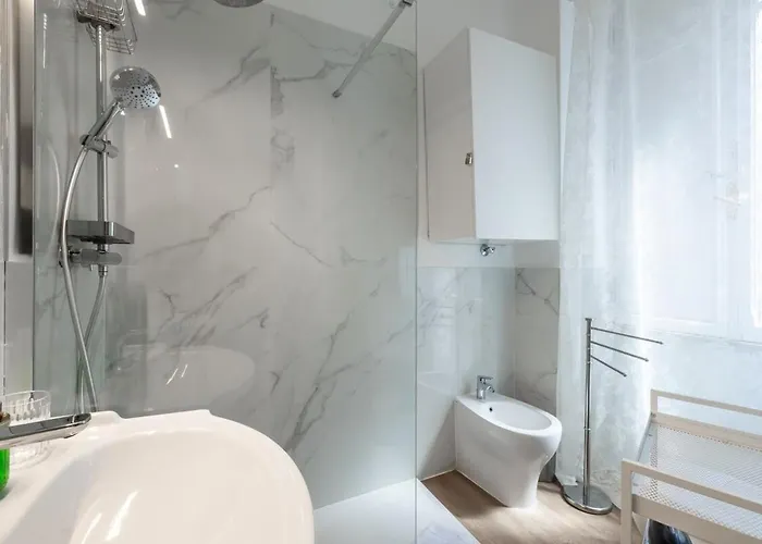 Apartman Comfort 3bdr 2bth Ac And Wifi Róma